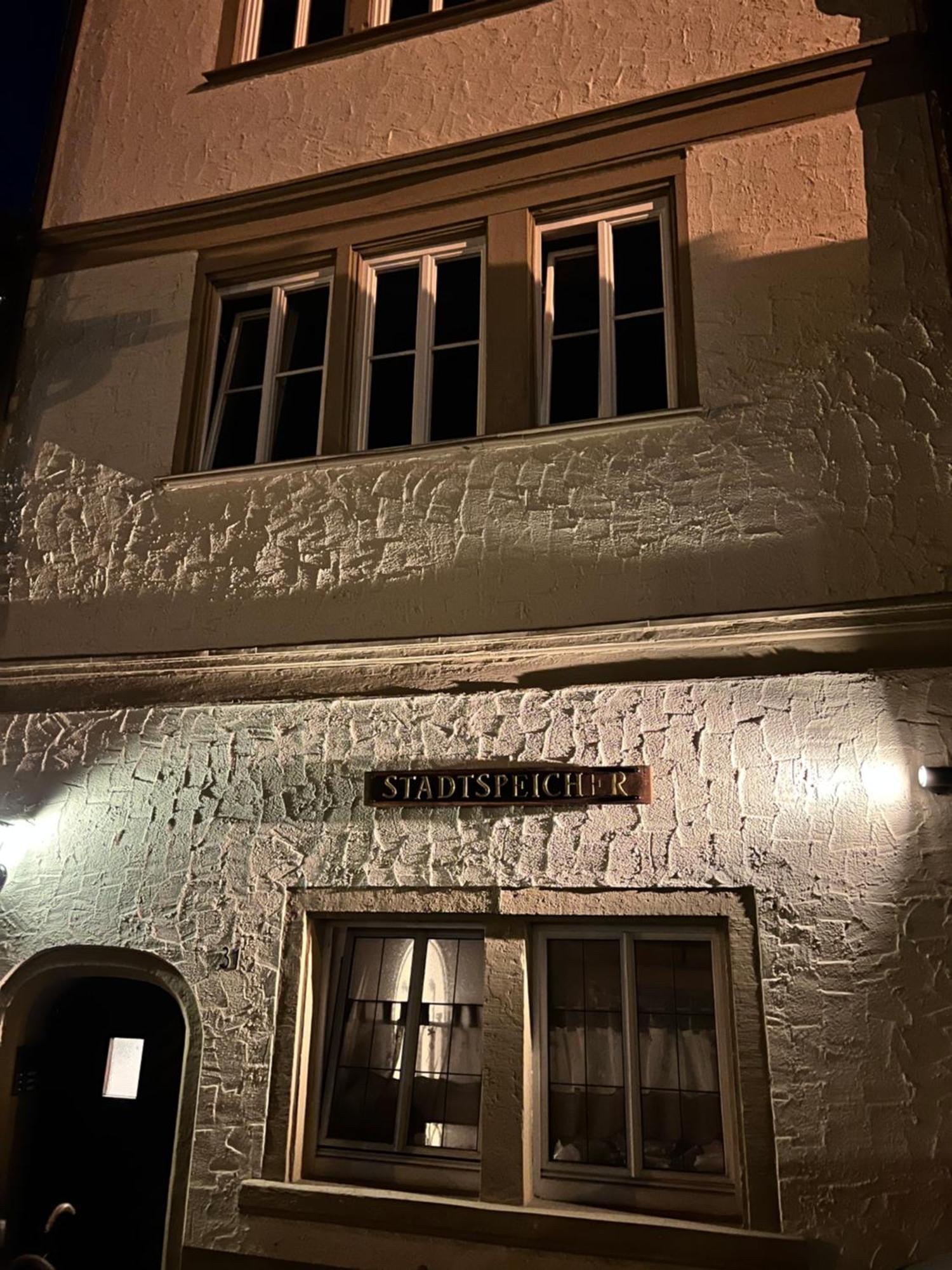 #Stadtspeicher - Blauer Stern Das Apartment Mitten In Der Altstadt Rothenburg ob der Tauber Exterior photo